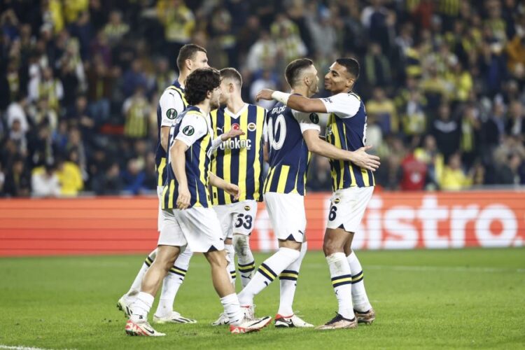 Les joueurs de Fenerbahce
