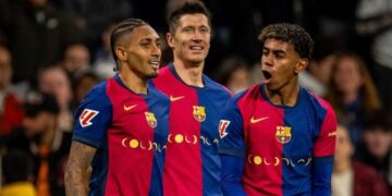 Raphinha, Robert Lewandowski et Lamine Yamal (de gauche à droite)