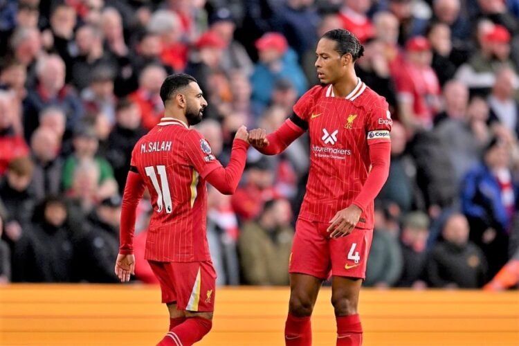 Virgil van Dijk et Mohamed Salah (à g.)